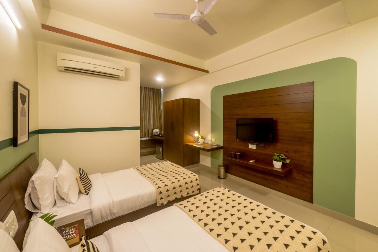 Olive Electronic City - By Embassy Group Bangalore Buitenkant foto